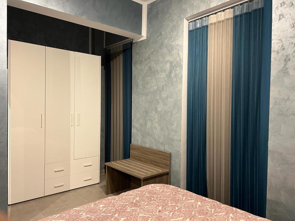 Stresa Court Apartments Saint Julian's Екстериор снимка